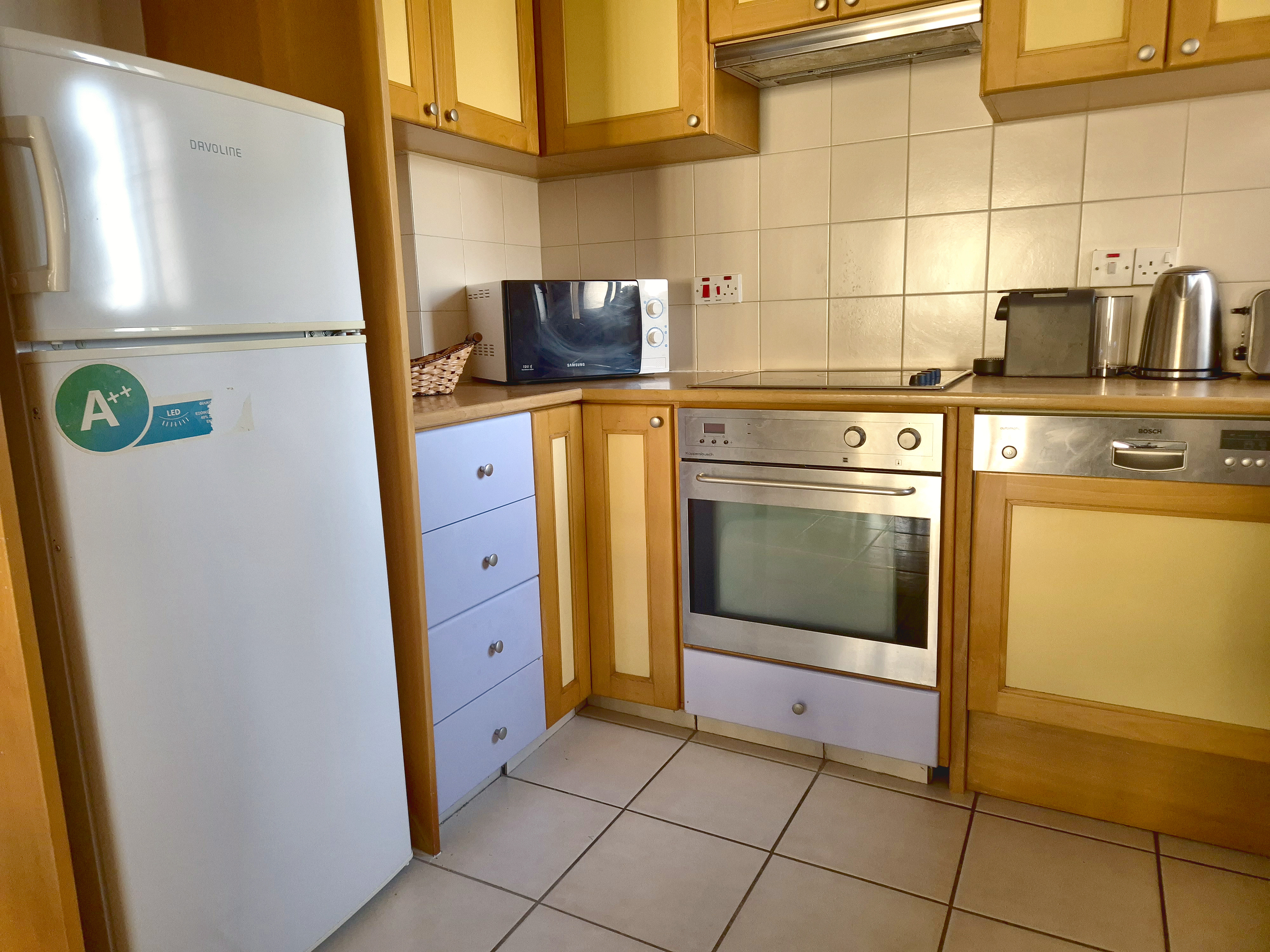 Kitchen, fridge freezer and oven