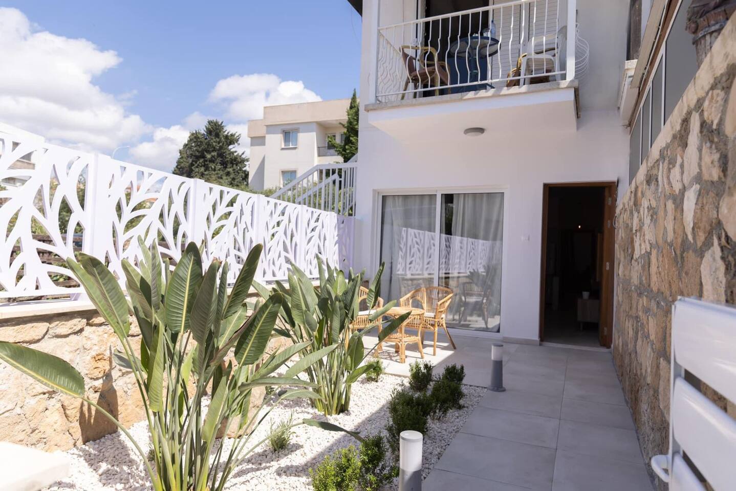 Lighthouse Beach • 1BR Steps from Paphos Seafront, photo 4